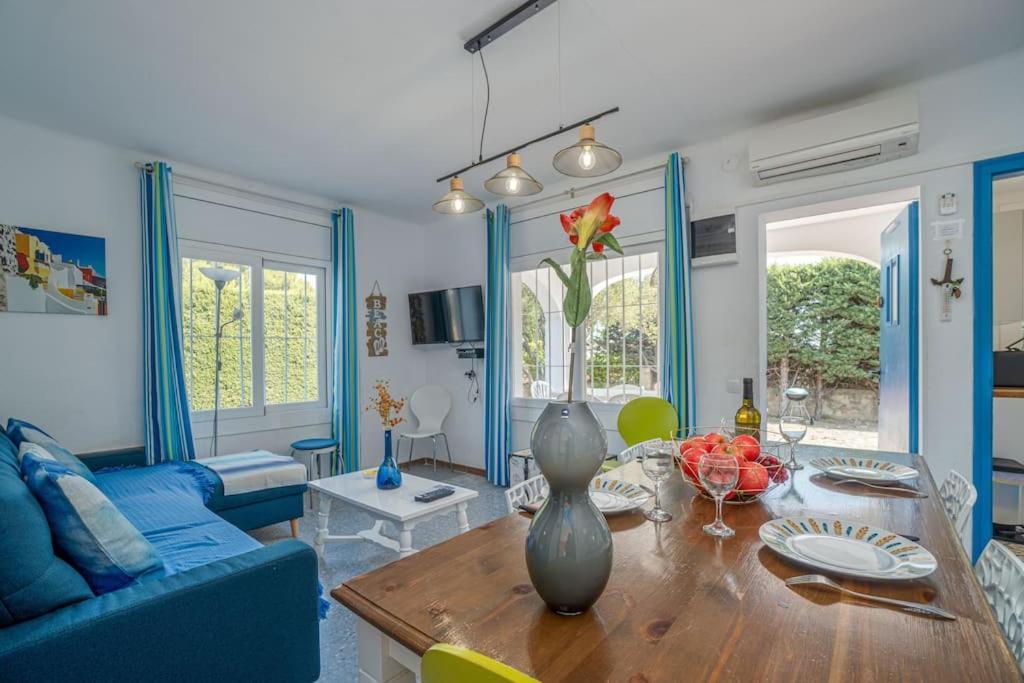 Mb1-House With Big Garden ,Swimming-Pool, & Barbacue In Roses Villa Exterior photo
