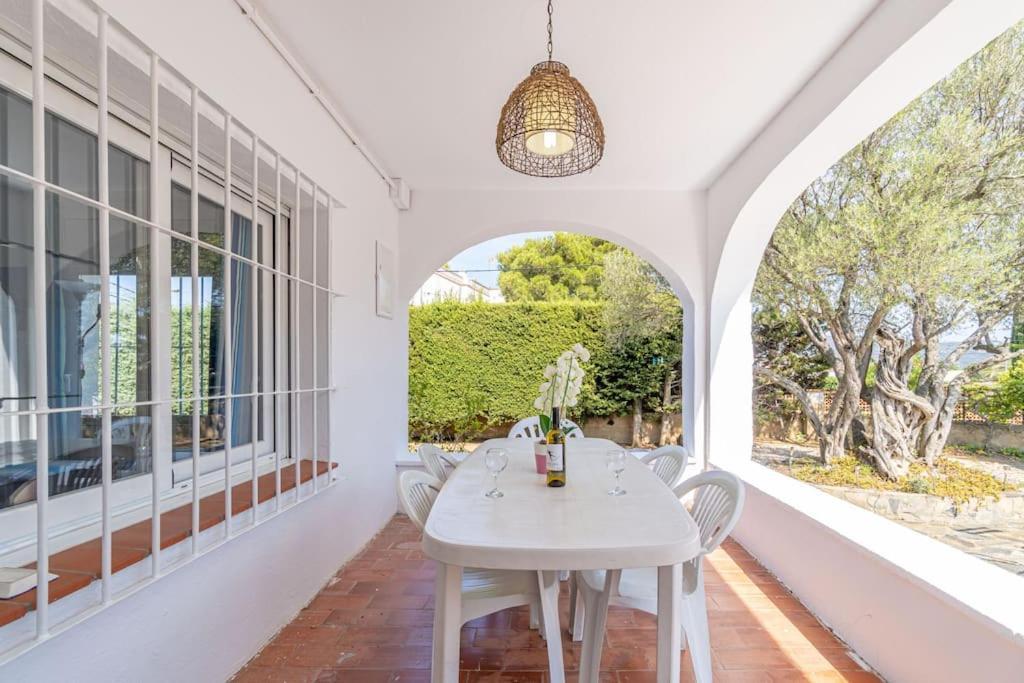 Mb1-House With Big Garden ,Swimming-Pool, & Barbacue In Roses Villa Exterior photo